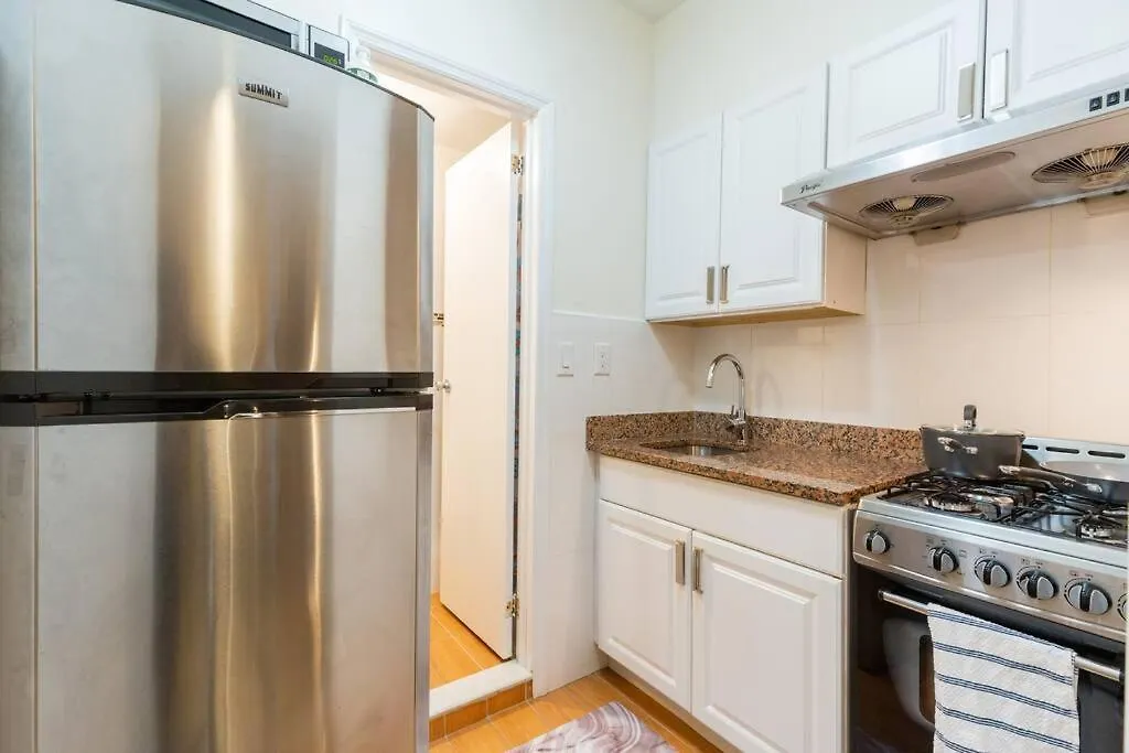 Comfortable Apartment With Workstation New York 0*,  USA